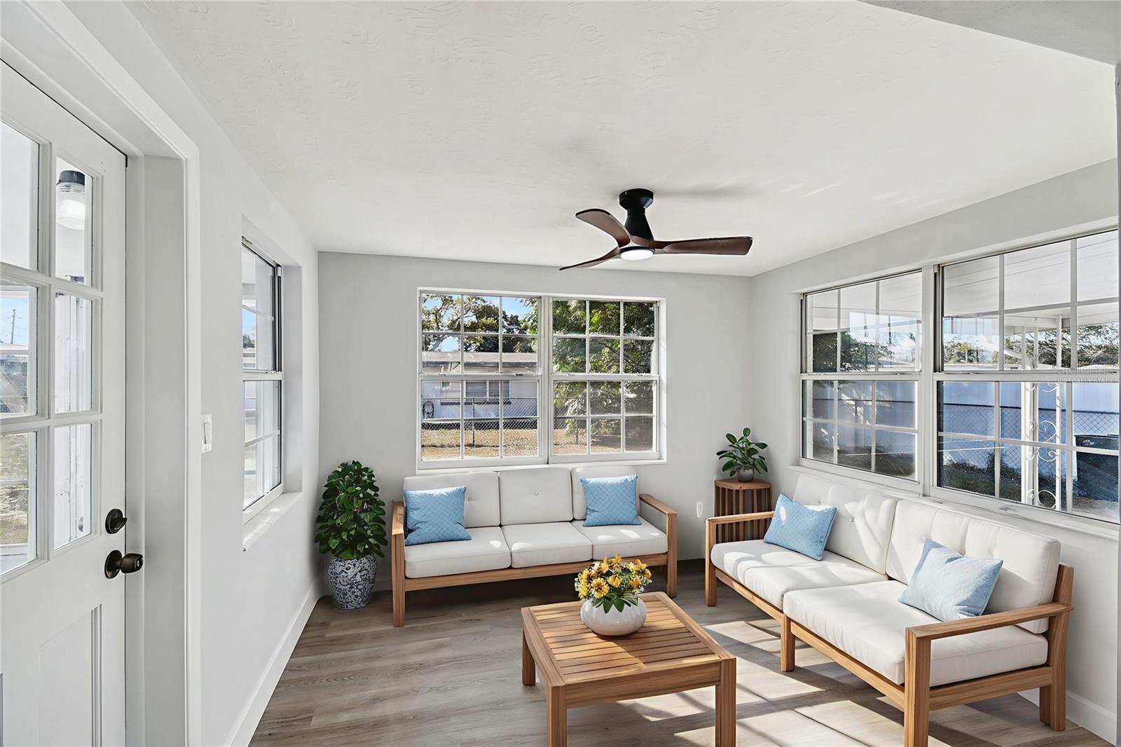 Image 32 of 62 For 4822 Panorama Avenue