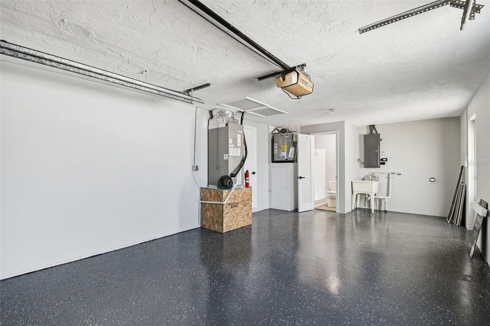 Image 36 of 62 For 4822 Panorama Avenue