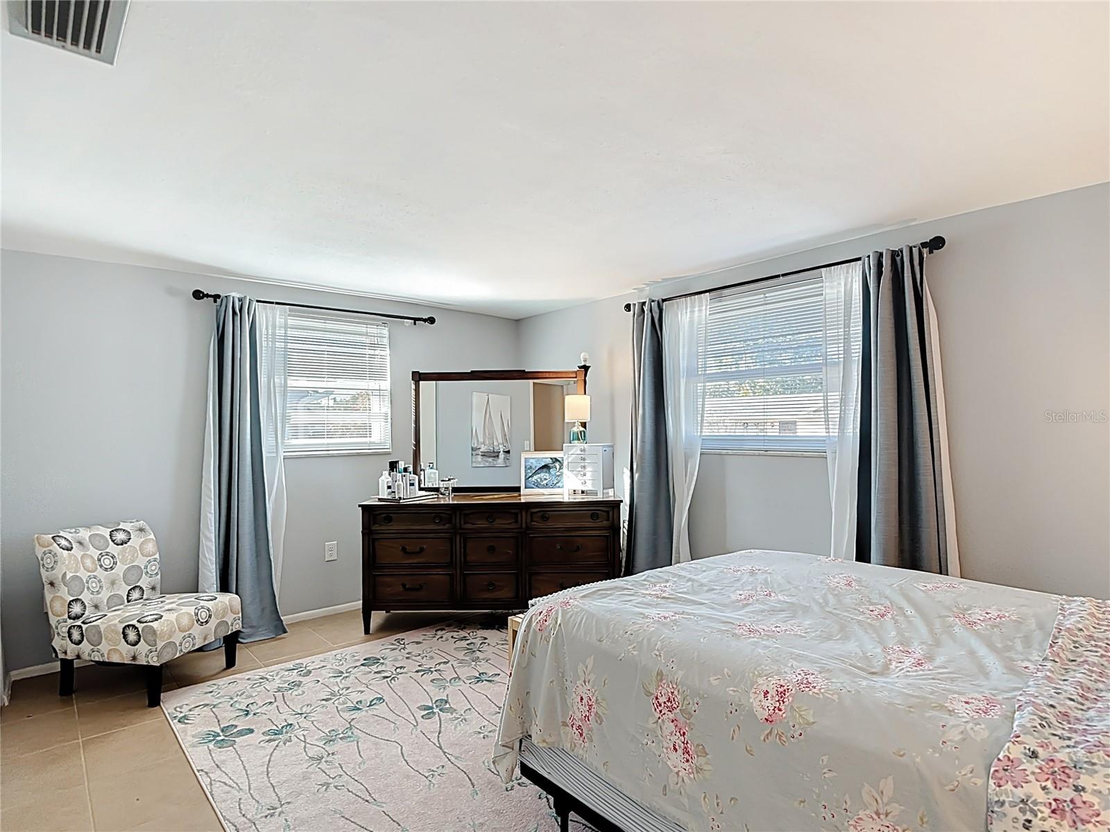 Image 29 of 47 For 9420 Cochise Lane