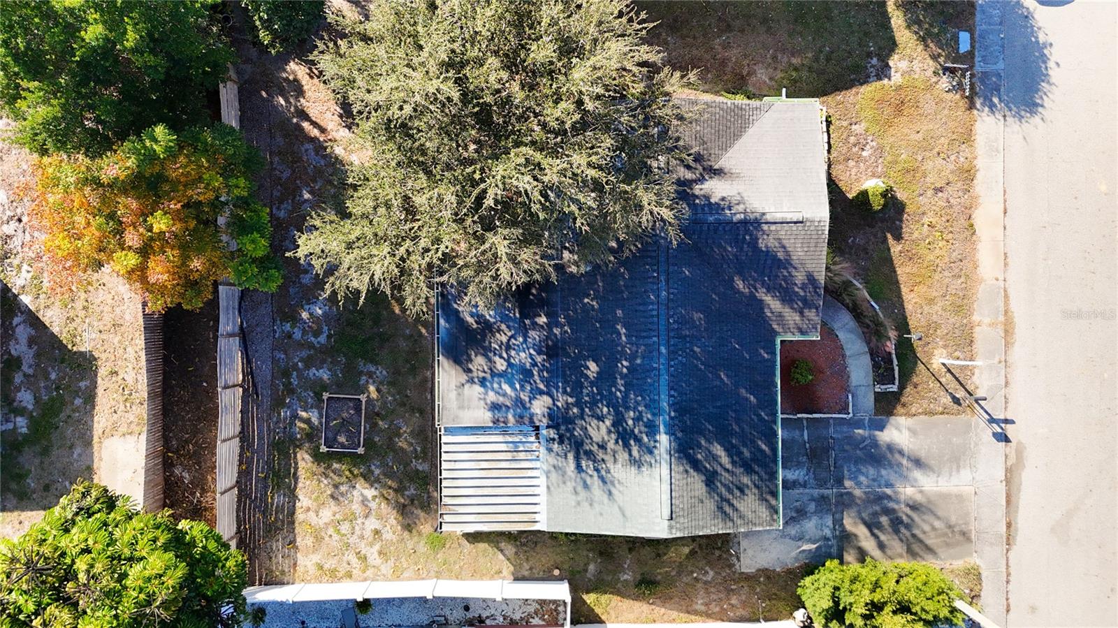 Image 39 of 47 For 9420 Cochise Lane