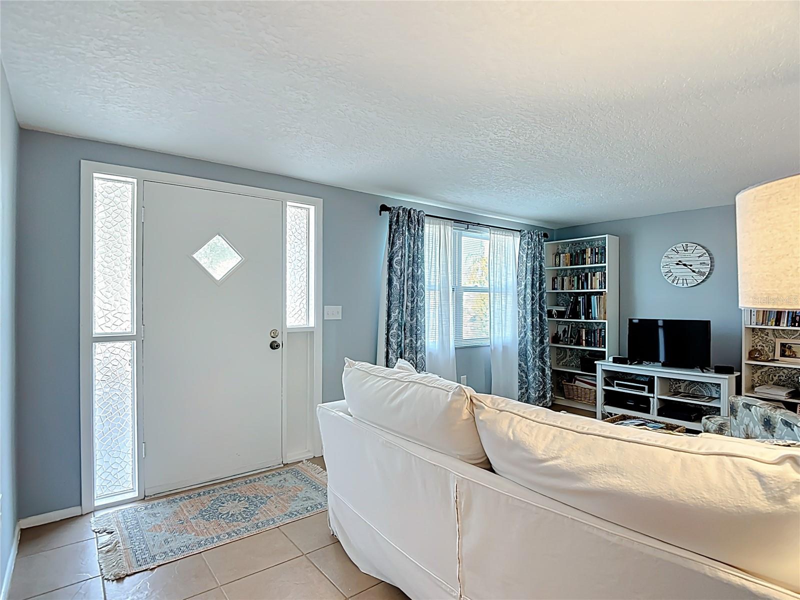 Image 9 of 47 For 9420 Cochise Lane