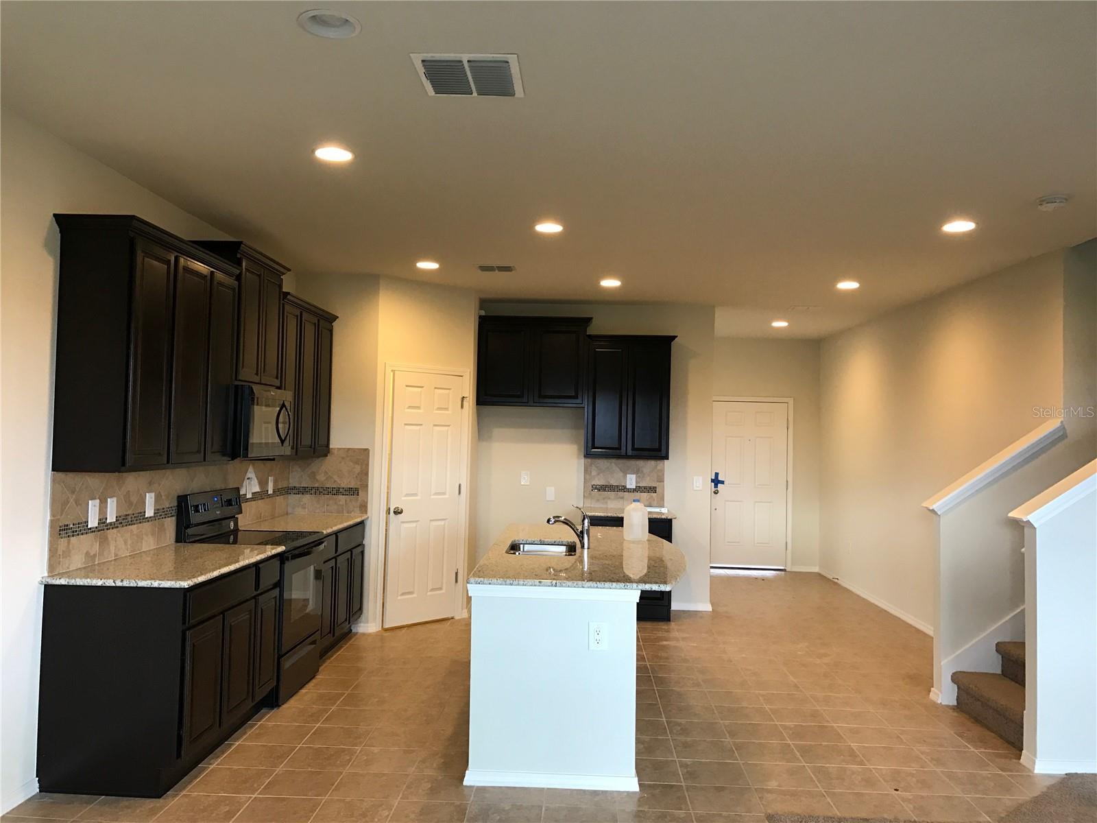 Image 8 of 20 For 15193 Stone House Drive