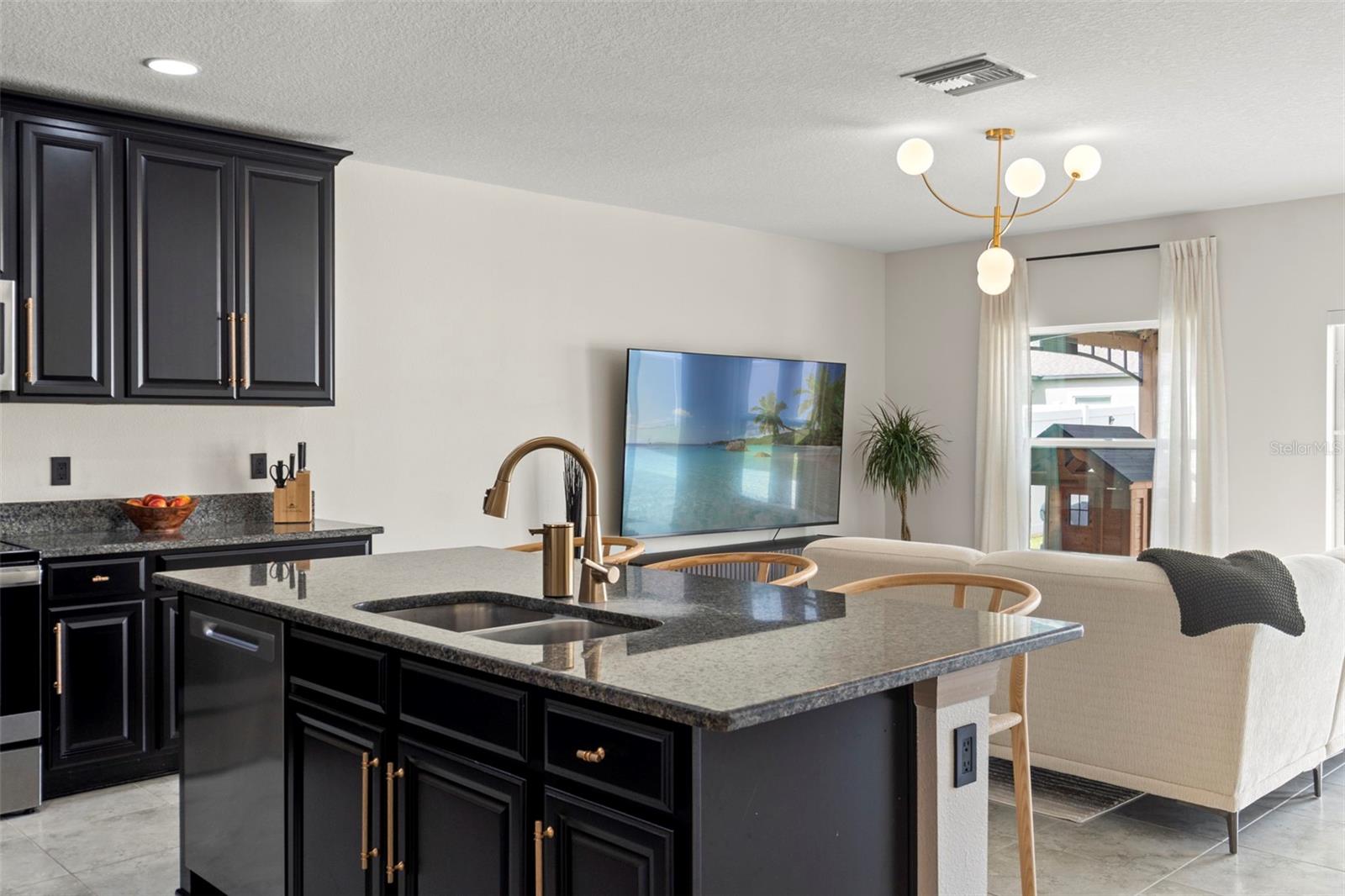 Image 13 of 49 For 12948 Conquistador Loop