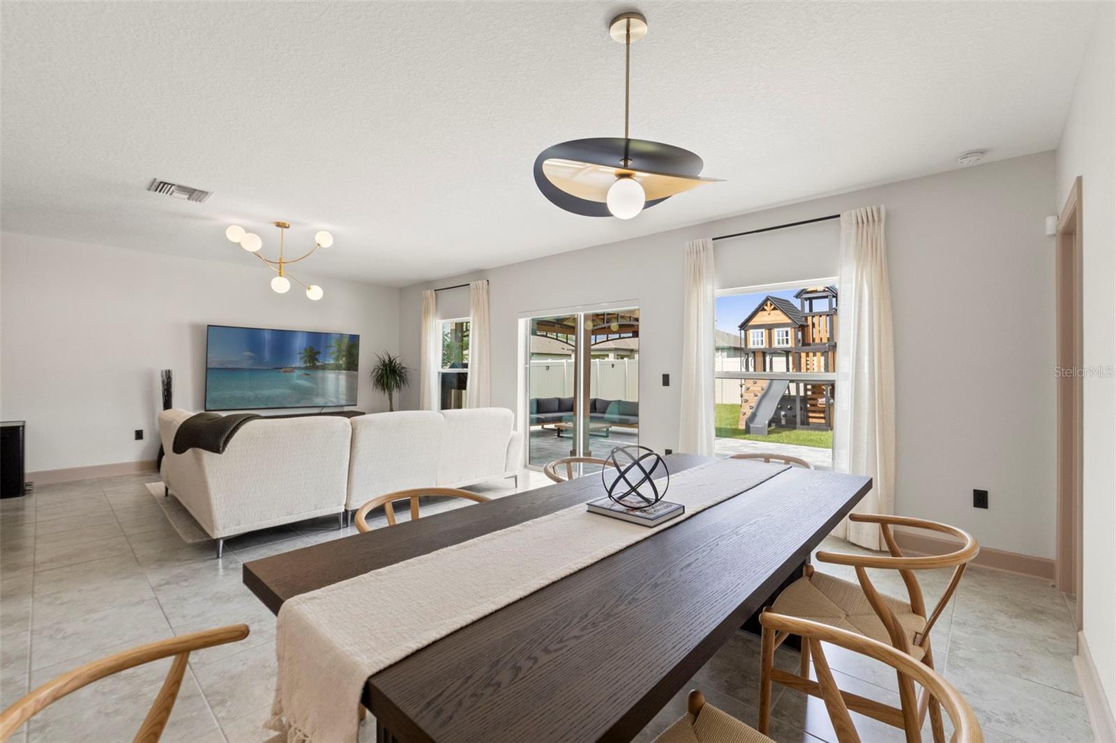 Image 19 of 49 For 12948 Conquistador Loop