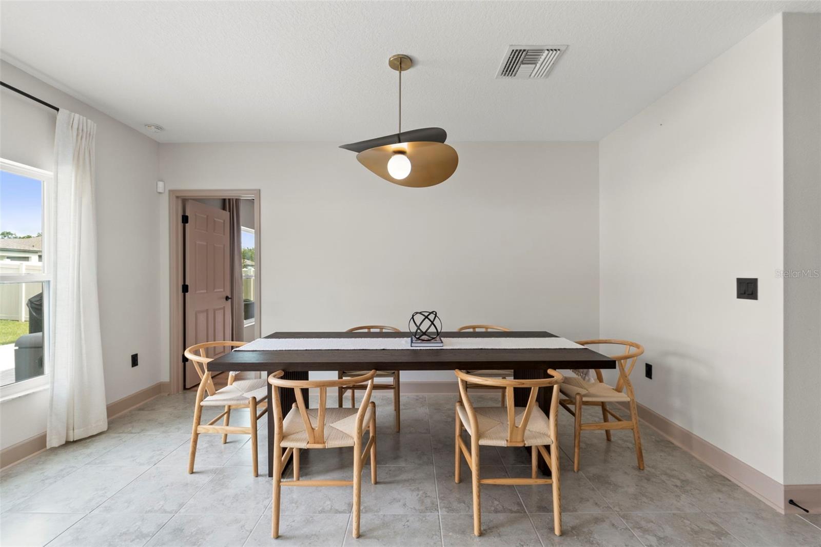 Image 21 of 49 For 12948 Conquistador Loop