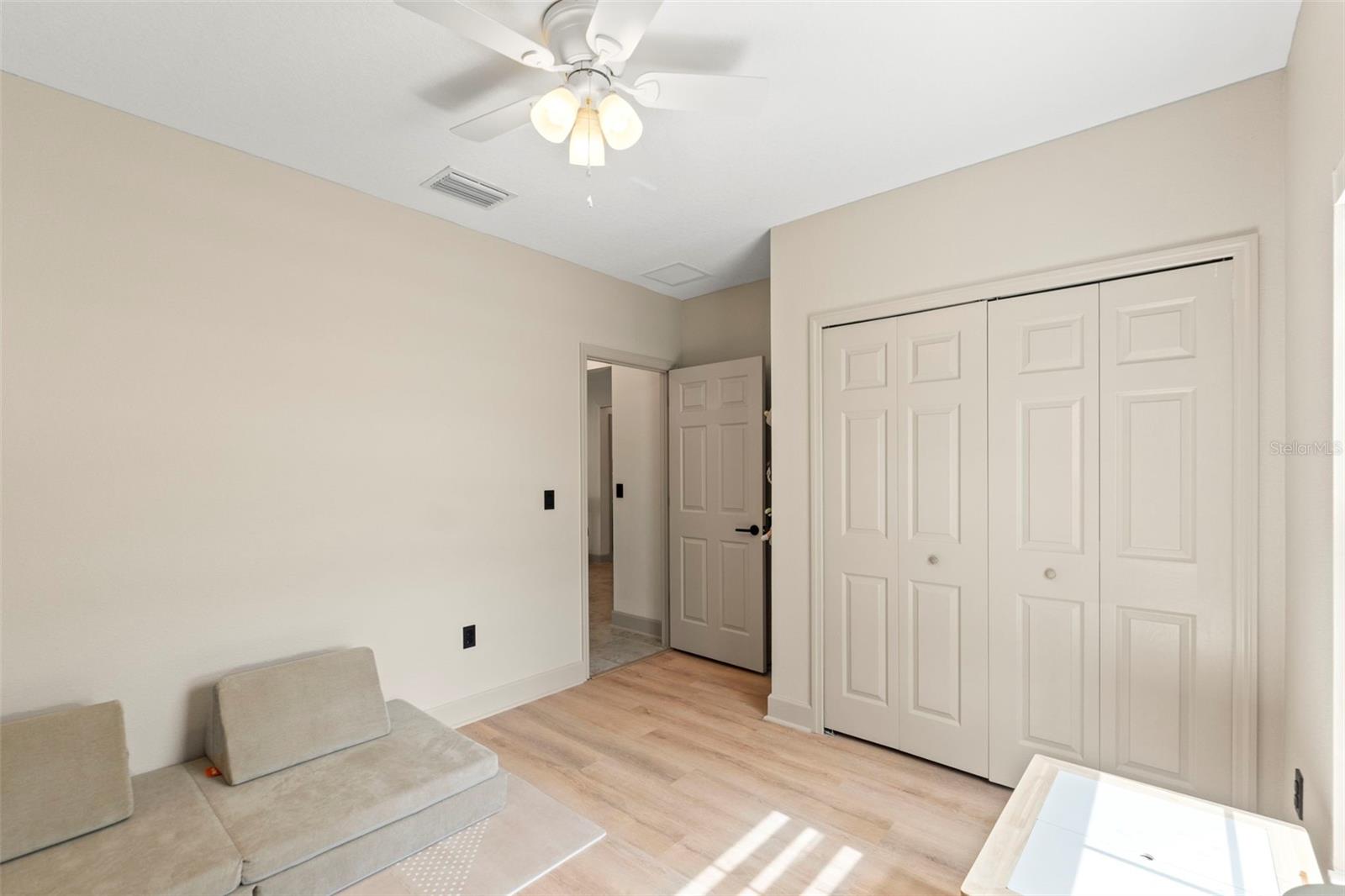 Image 32 of 49 For 12948 Conquistador Loop