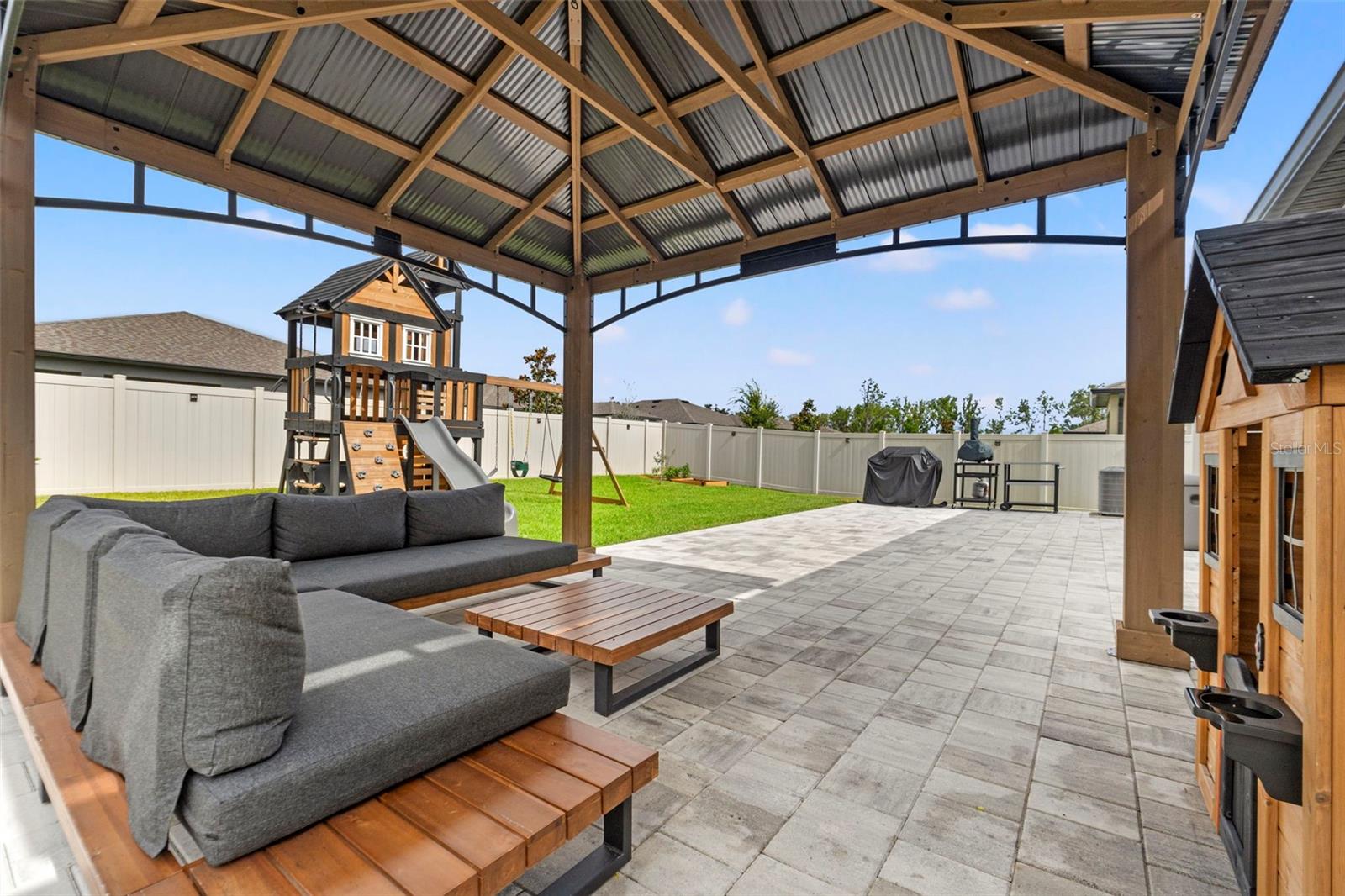 Image 43 of 49 For 12948 Conquistador Loop