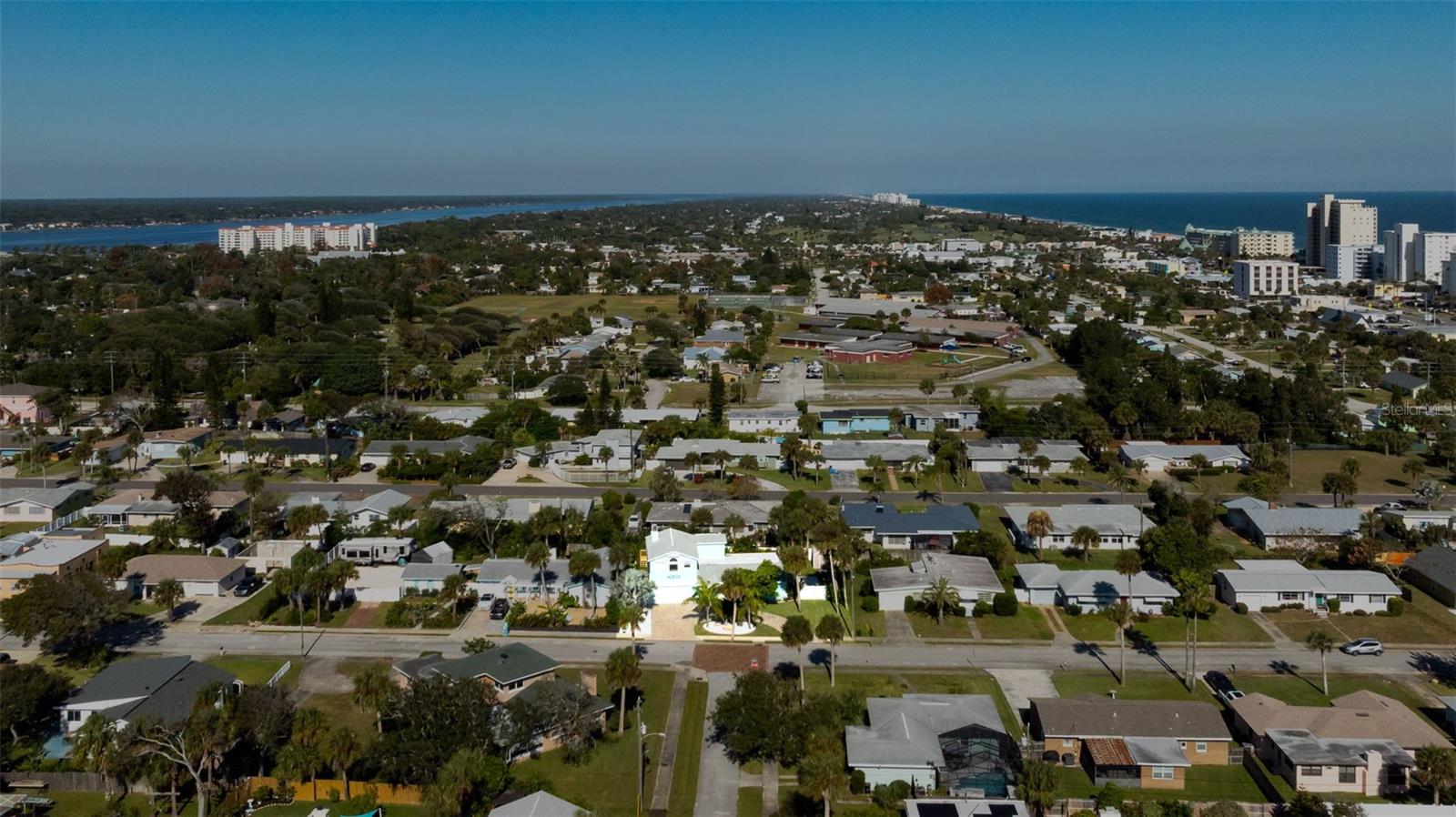 Image 21 of 57 For 169 Valencia Drive