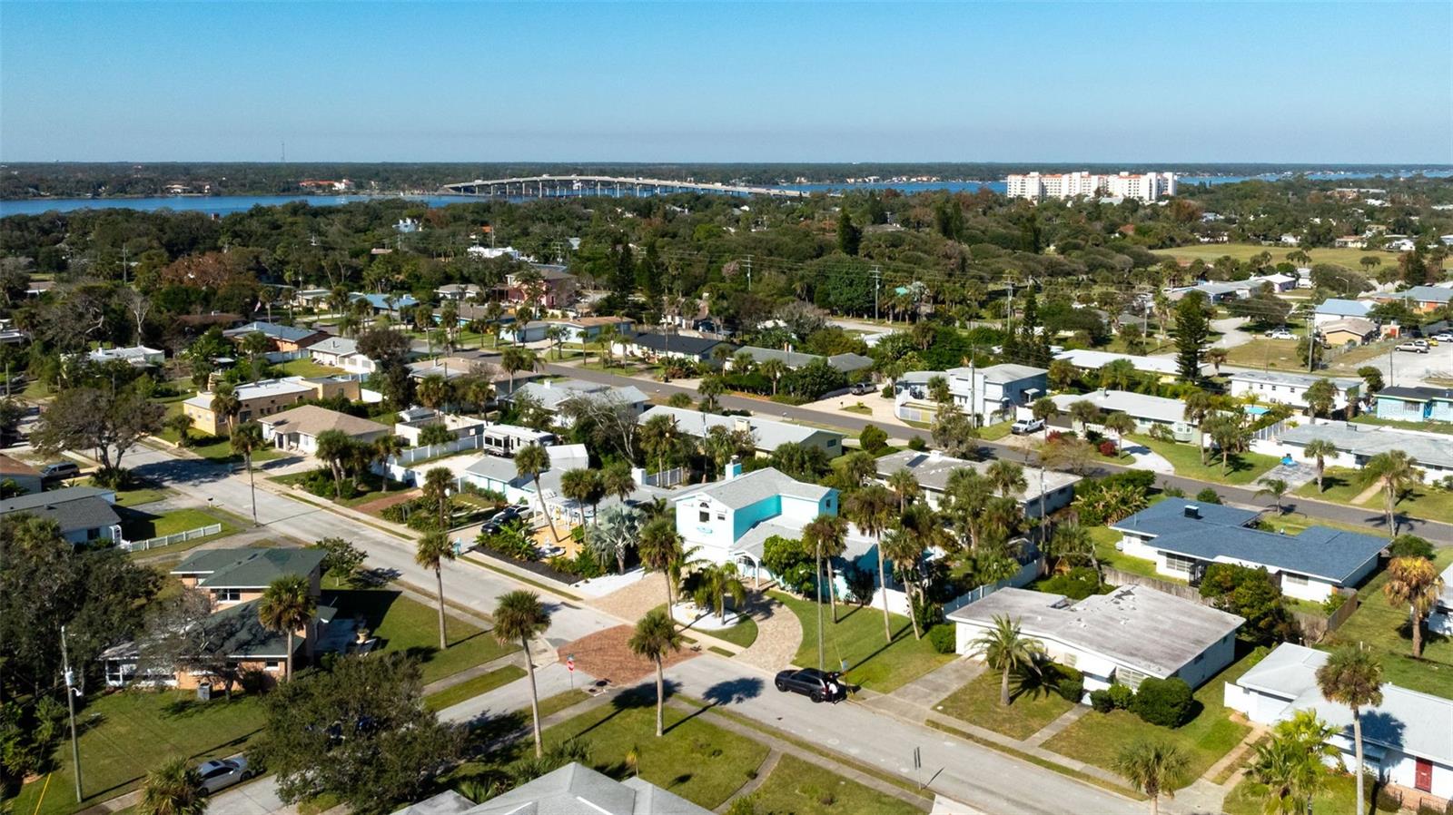 Image 26 of 57 For 169 Valencia Drive