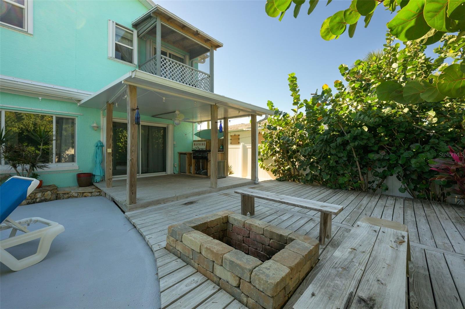 Image 37 of 57 For 169 Valencia Drive