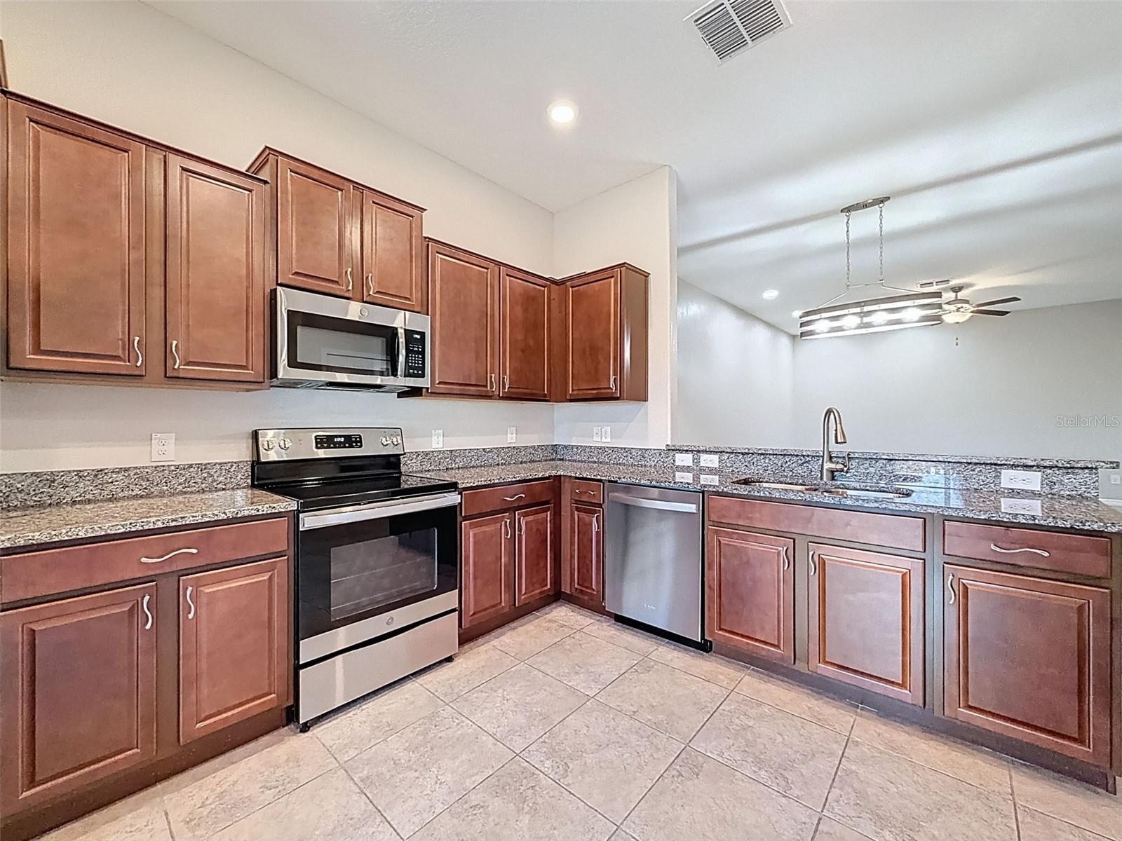 Image 21 of 60 For 13243 Crest Lake Drive