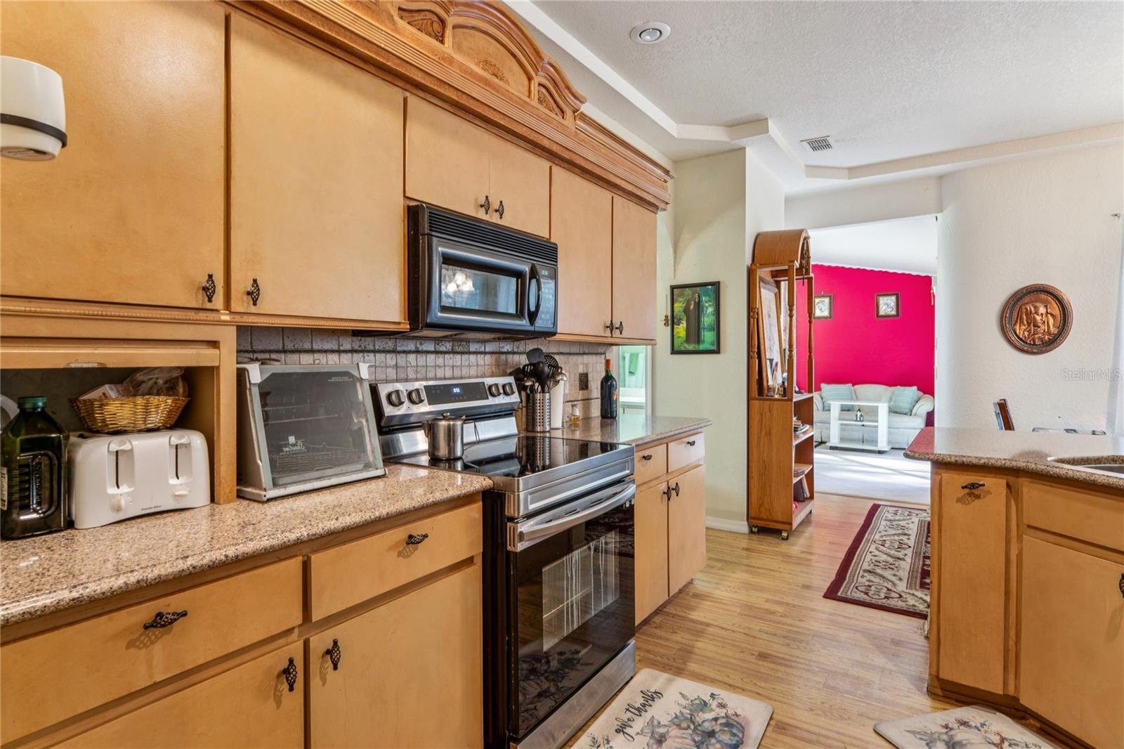 Listing photo id 5 for 26861 Mondon Hill Road