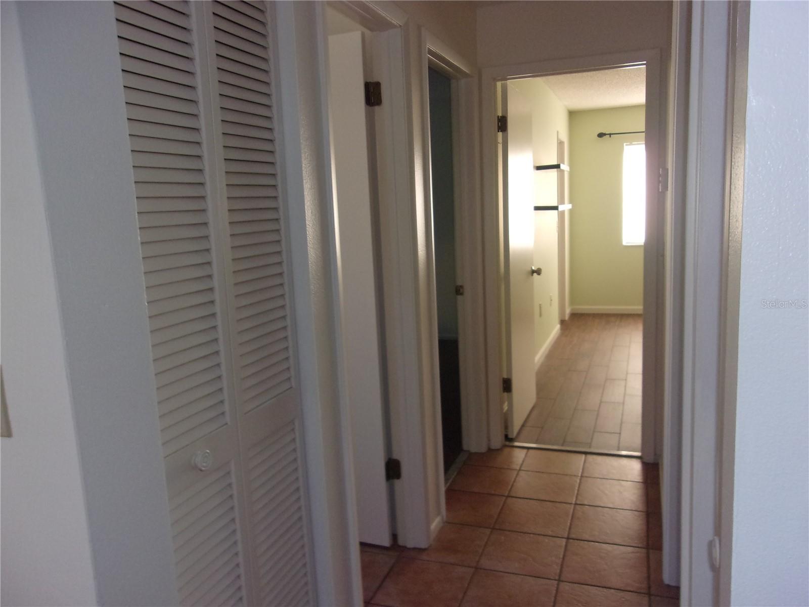 Image 14 of 34 For 9410 Nakoma Way H