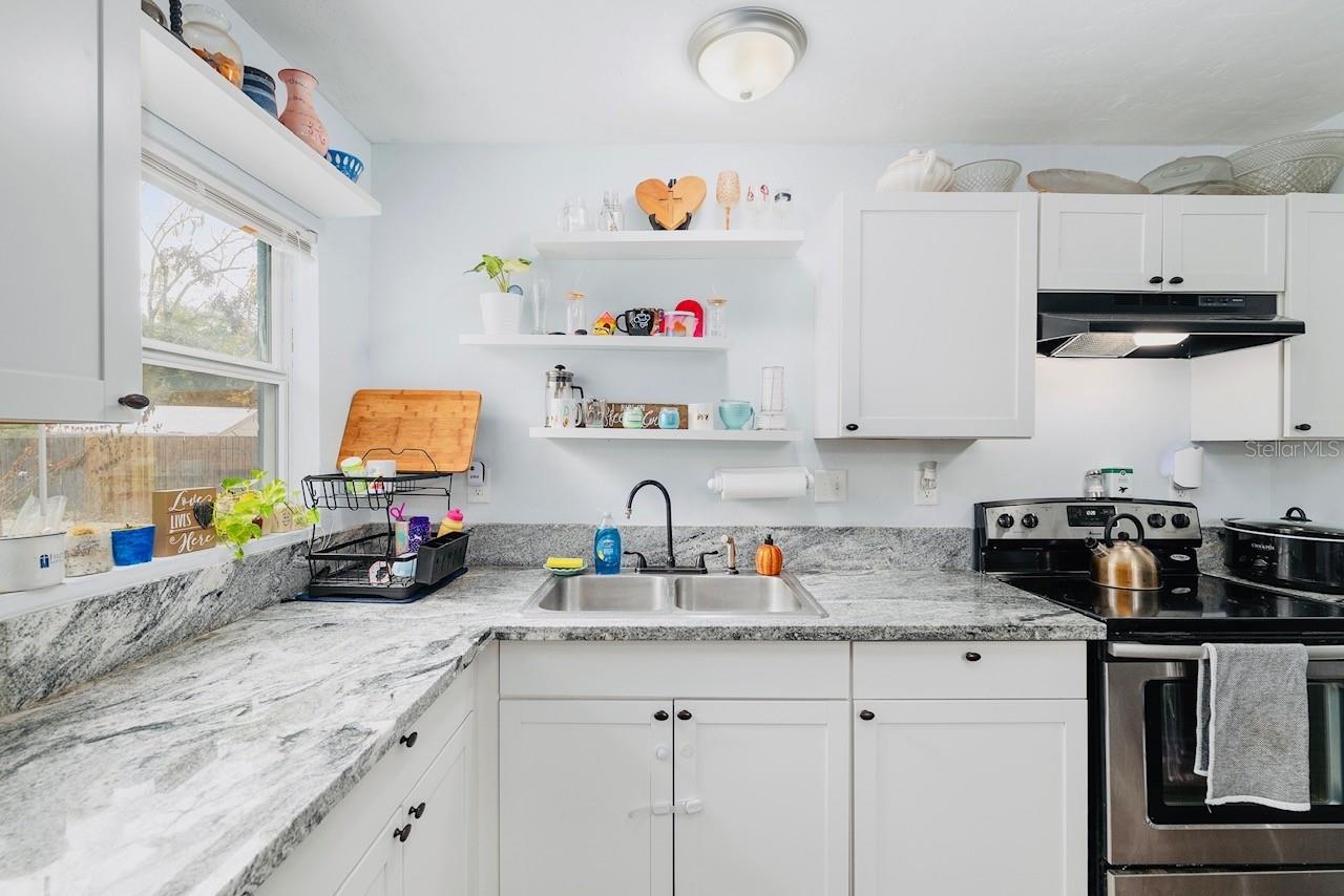 Image 19 of 38 For 25145 5th Avenue