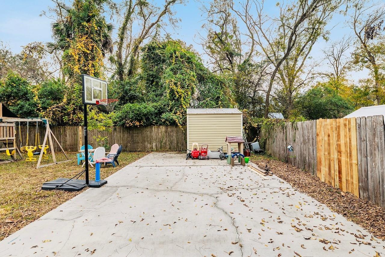 Image 8 of 38 For 25145 5th Avenue