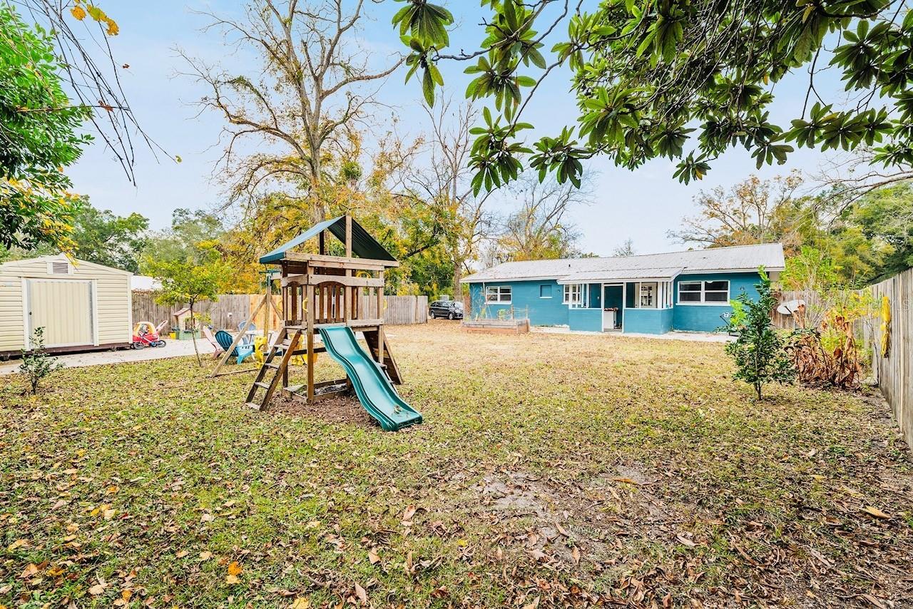 Image 9 of 38 For 25145 5th Avenue