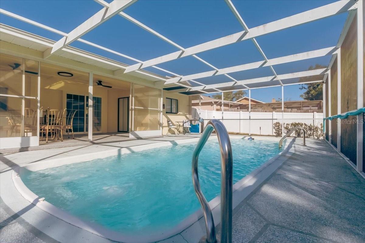 Image 11 of 24 For 7264 Lindhurst Street