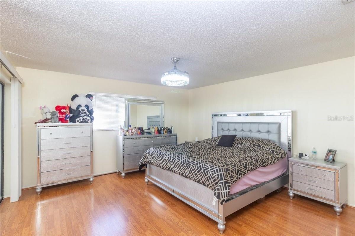 Image 12 of 24 For 7264 Lindhurst Street