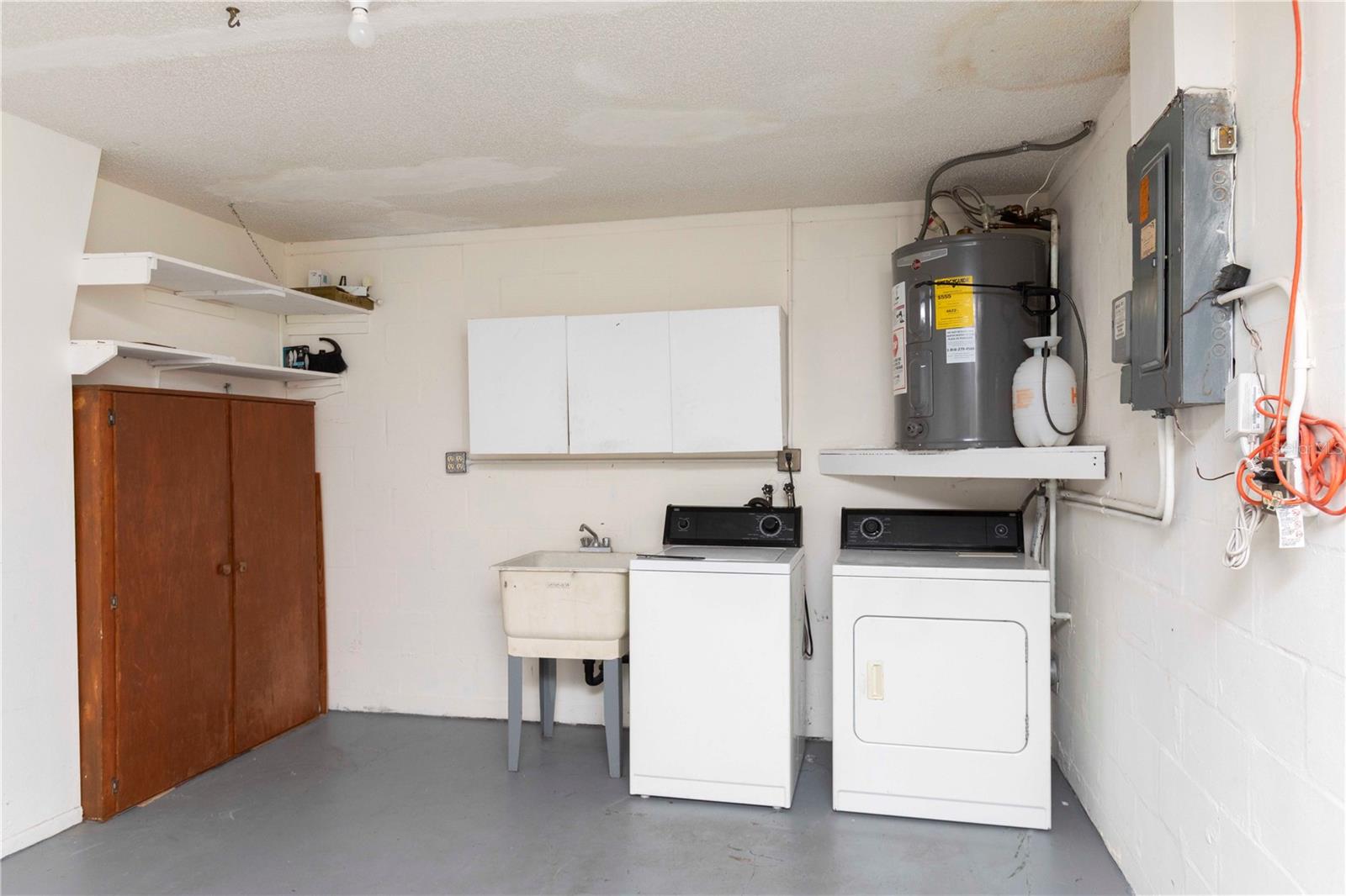 Image 19 of 37 For 6436 Baldwyn Avenue