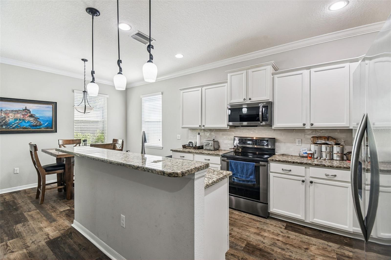 Image 19 of 91 For 11150 Paradise Point Way