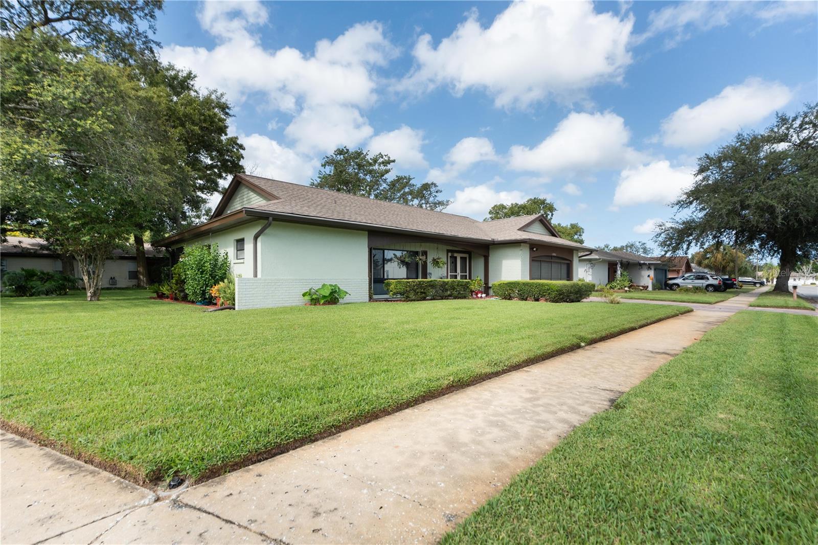 Image 2 of 40 For 12903 Sunhill Circle