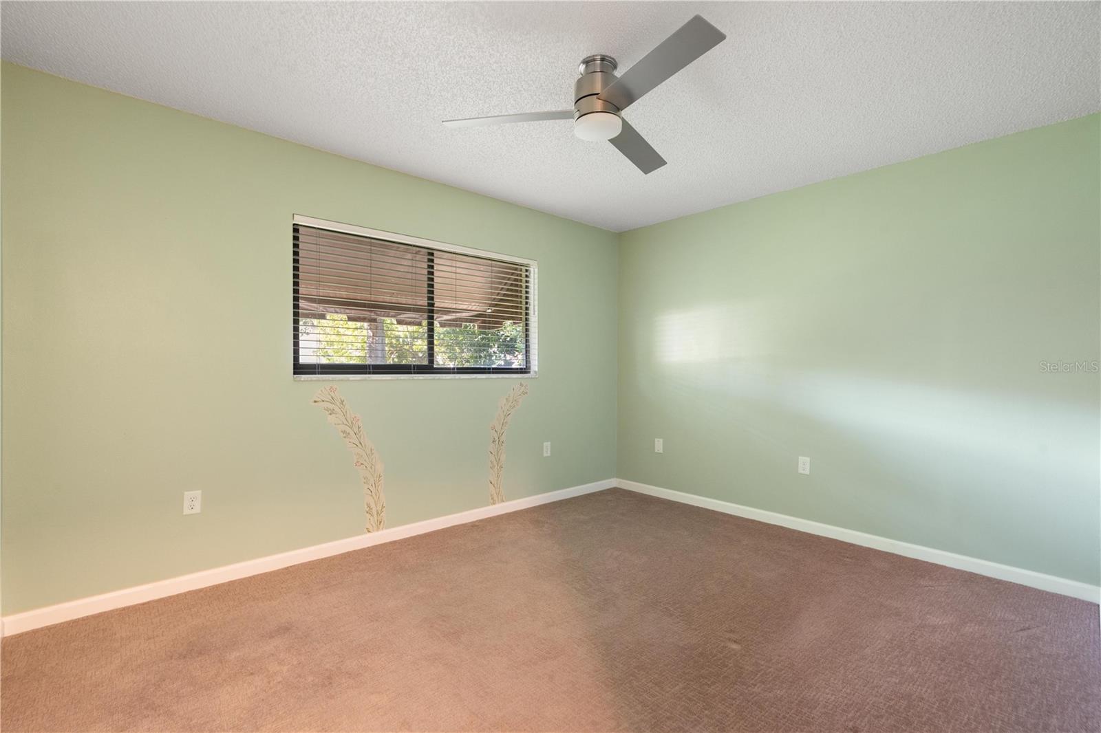 Image 22 of 40 For 12903 Sunhill Circle