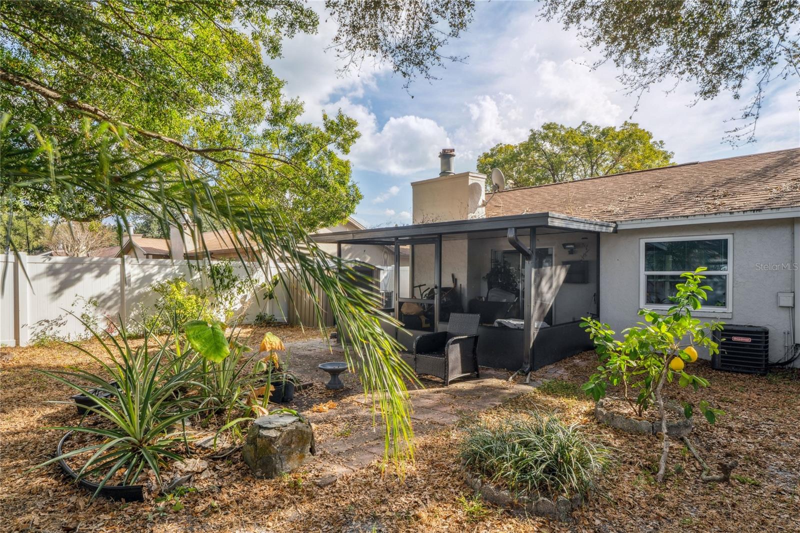 Image 16 of 31 For 5121 Lesher Court