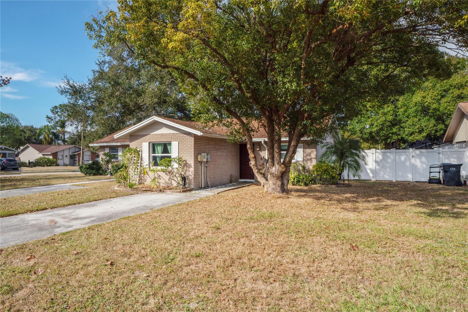 Image 22 of 31 For 5121 Lesher Court