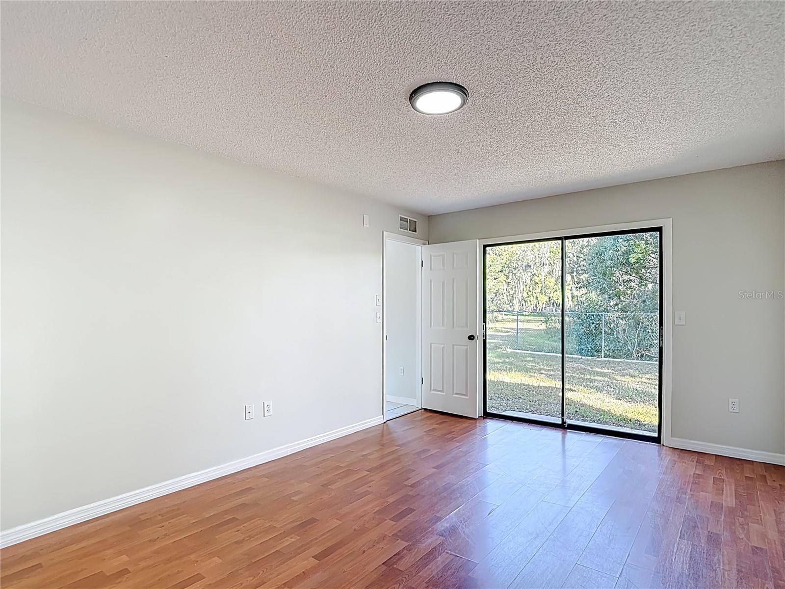 Image 14 of 26 For 12830 Waterbury Avenue