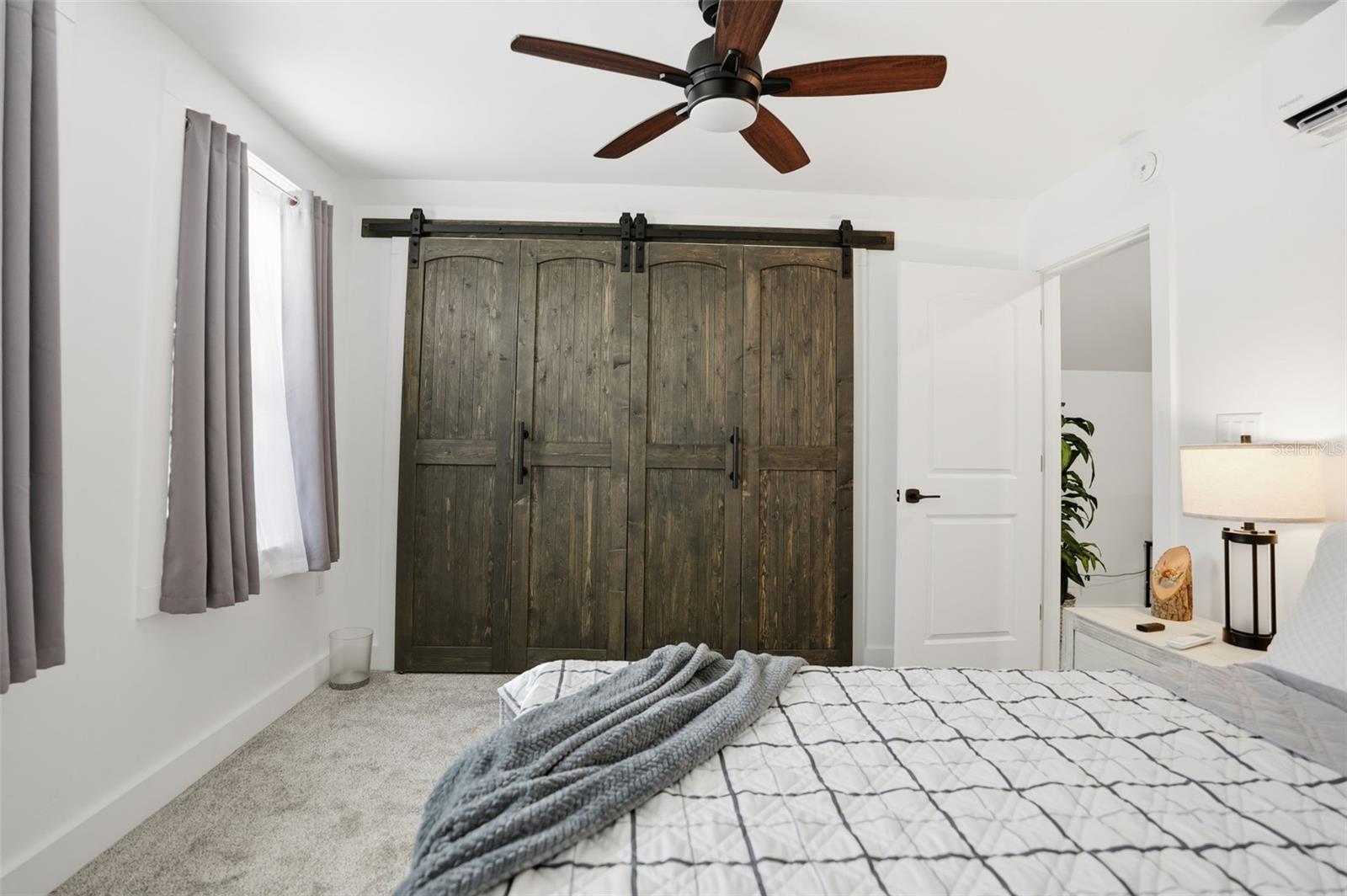 Image 24 of 87 For 14315 Family Trail