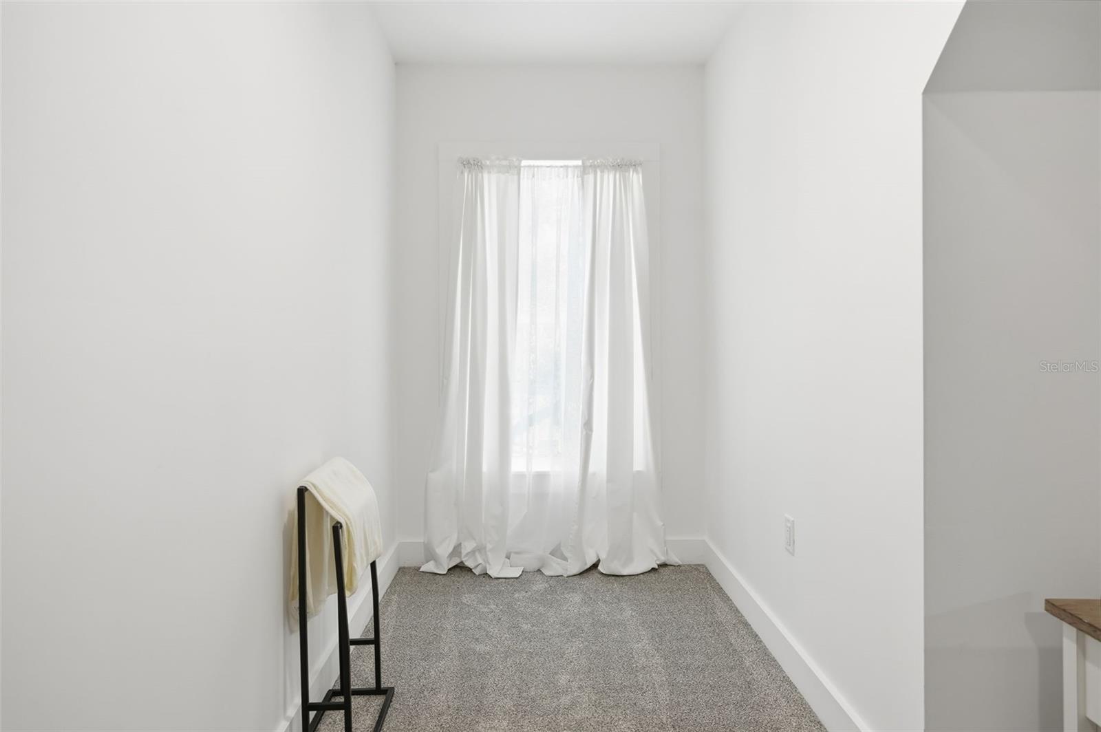 Image 27 of 87 For 14315 Family Trail