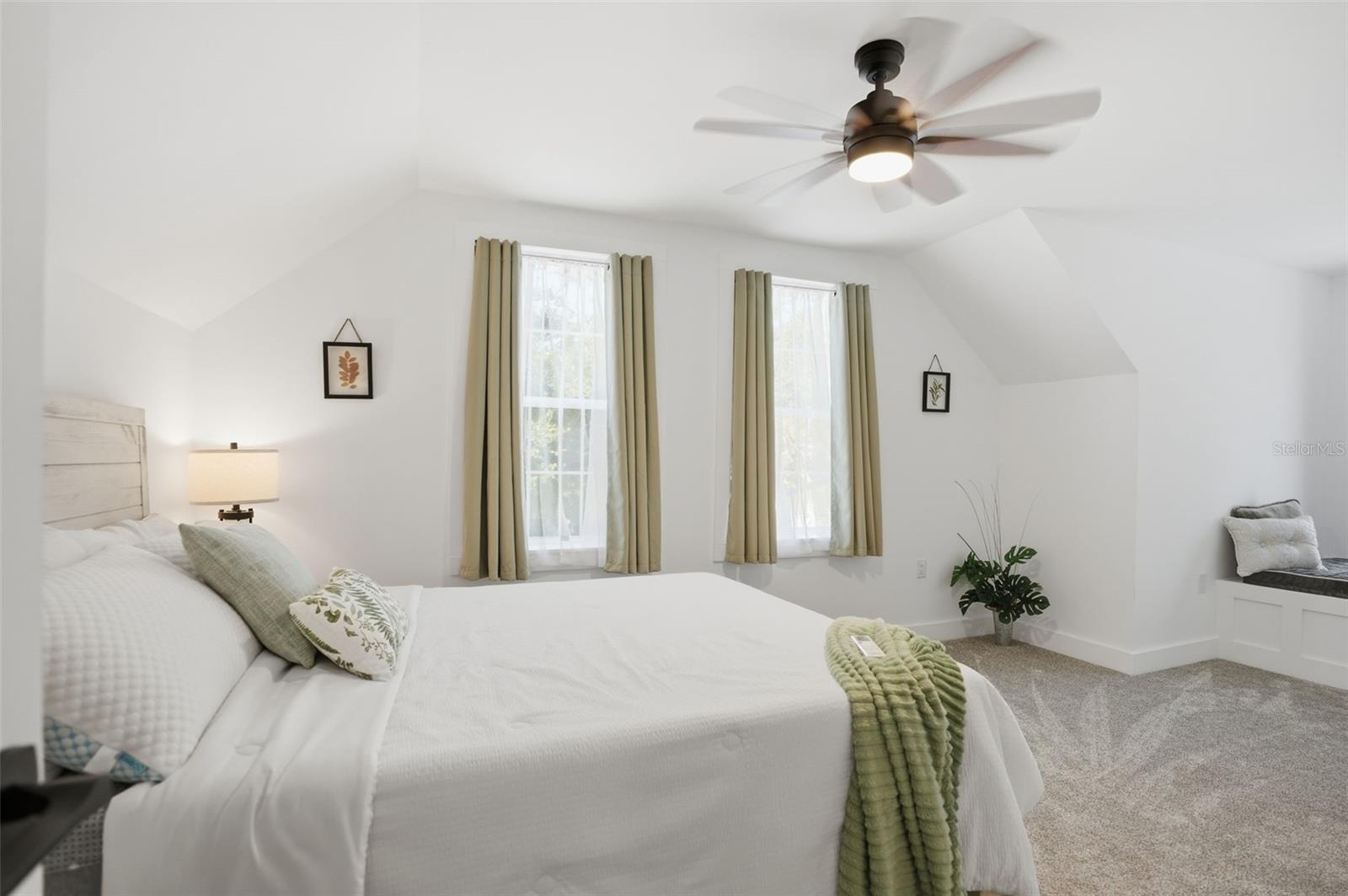 Image 28 of 87 For 14315 Family Trail