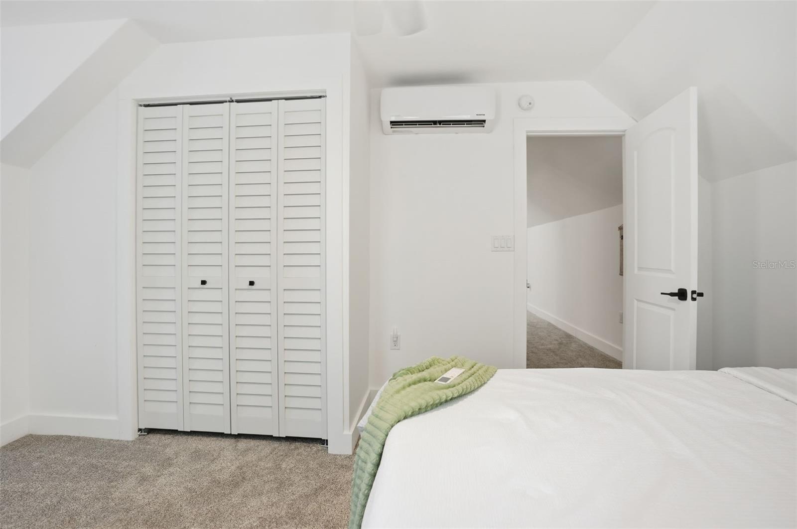 Image 31 of 87 For 14315 Family Trail