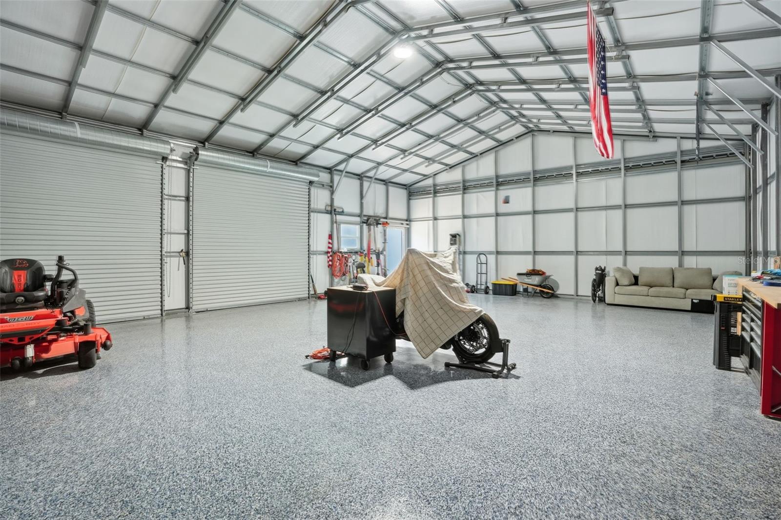 Image 38 of 87 For 14315 Family Trail