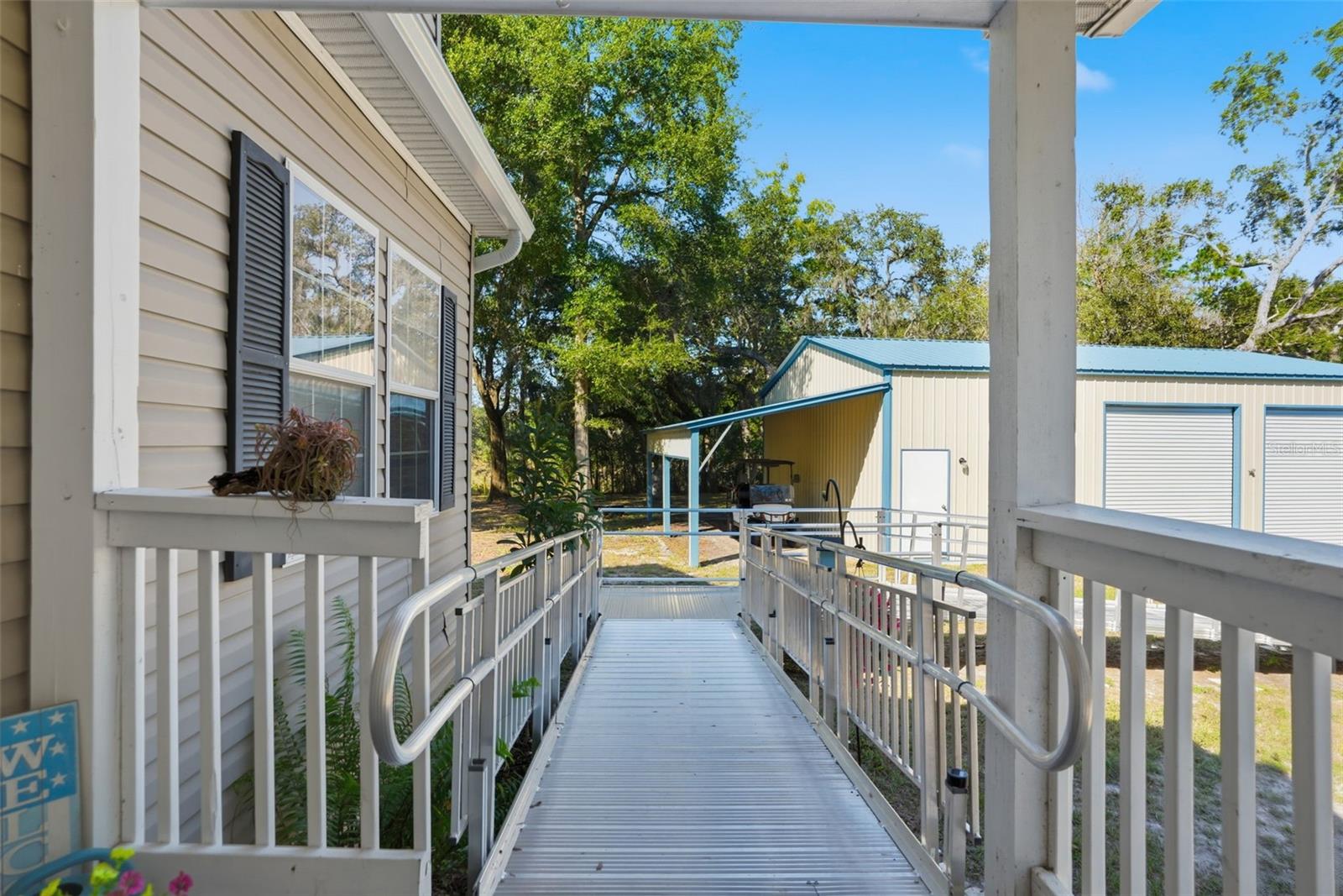 Image 42 of 87 For 14315 Family Trail