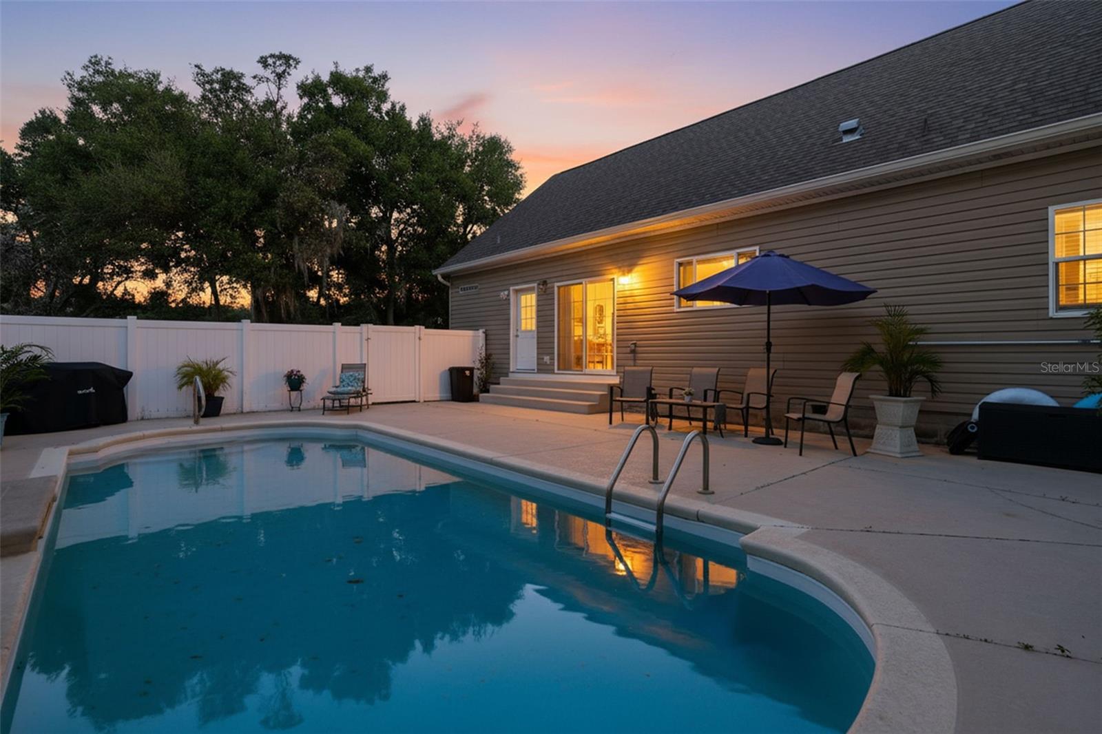 Image 48 of 87 For 14315 Family Trail