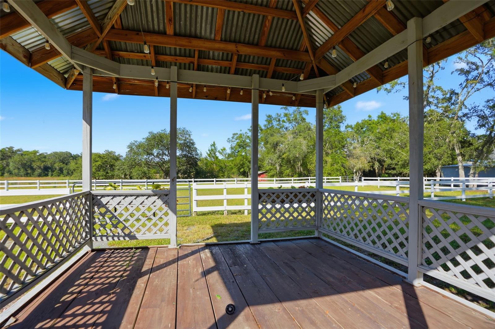 Image 51 of 87 For 14315 Family Trail