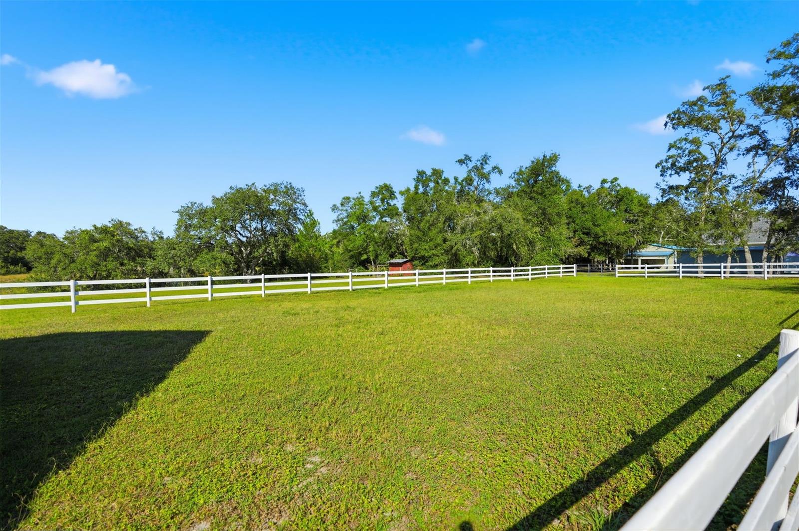 Image 52 of 87 For 14315 Family Trail