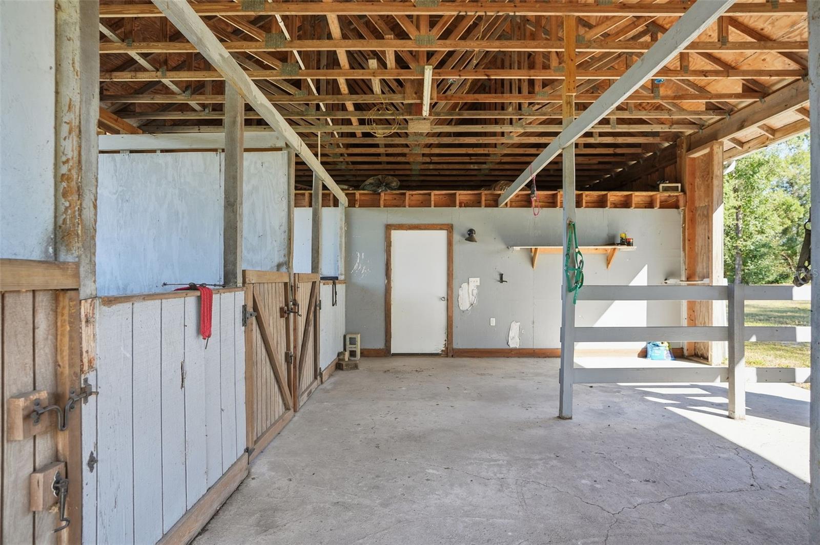 Image 70 of 87 For 14315 Family Trail