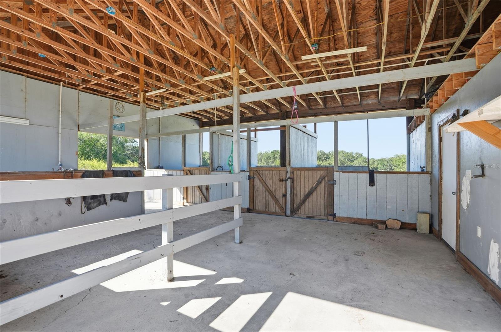 Image 71 of 87 For 14315 Family Trail