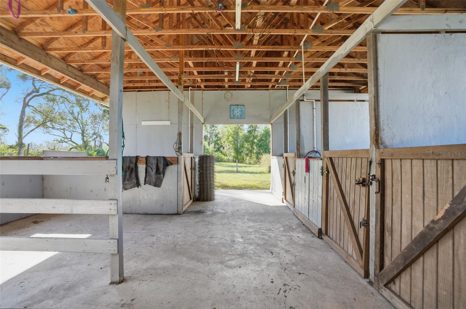 Image 72 of 87 For 14315 Family Trail