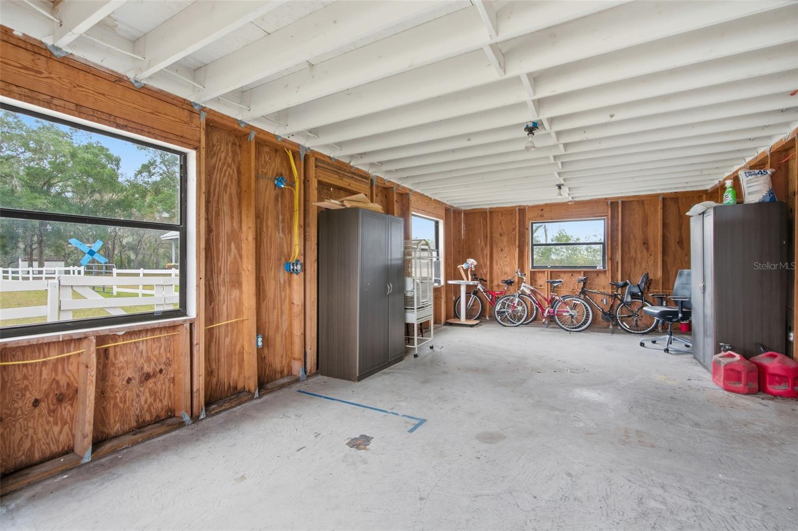 Image 73 of 87 For 14315 Family Trail