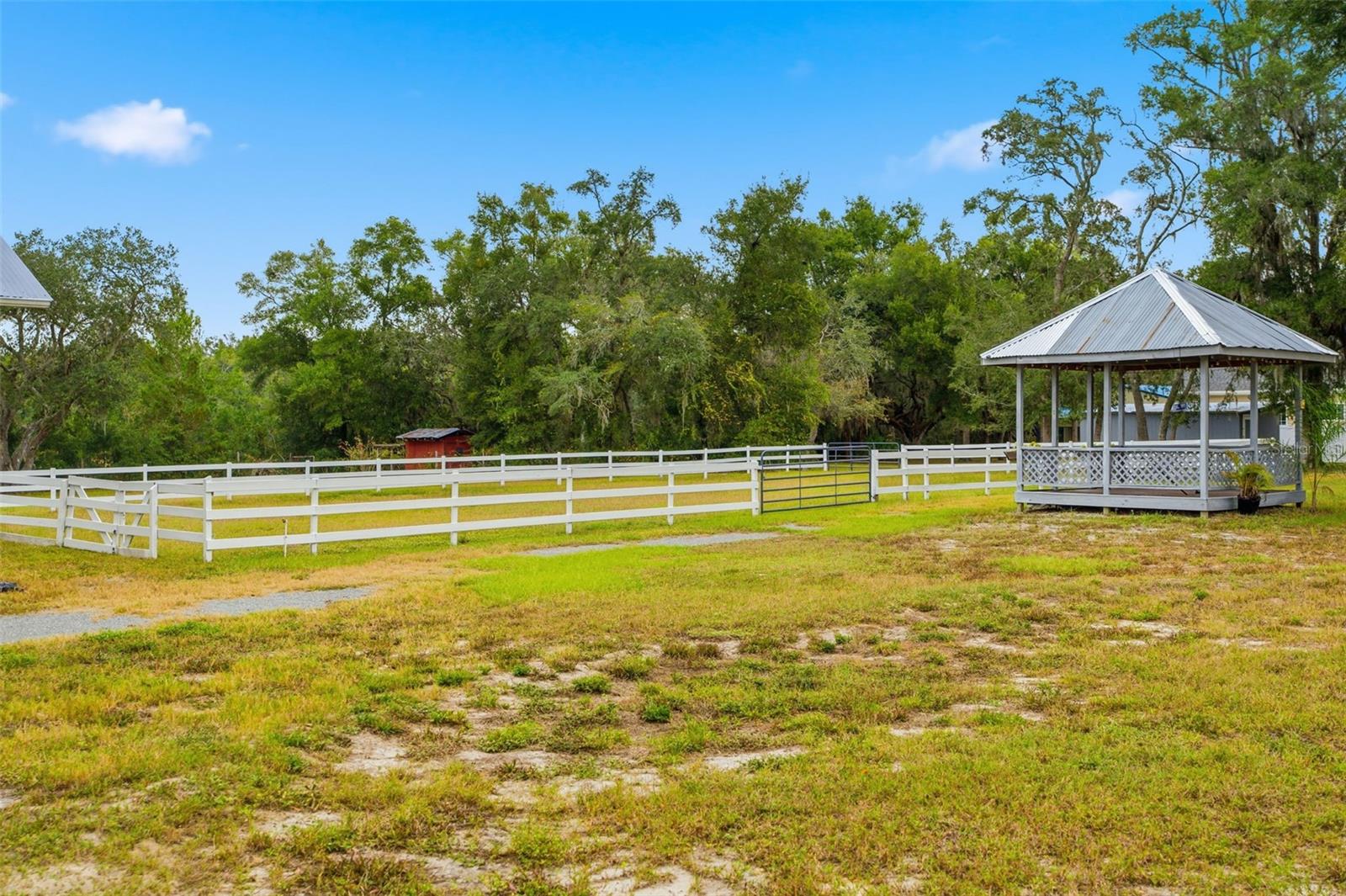 Image 80 of 87 For 14315 Family Trail