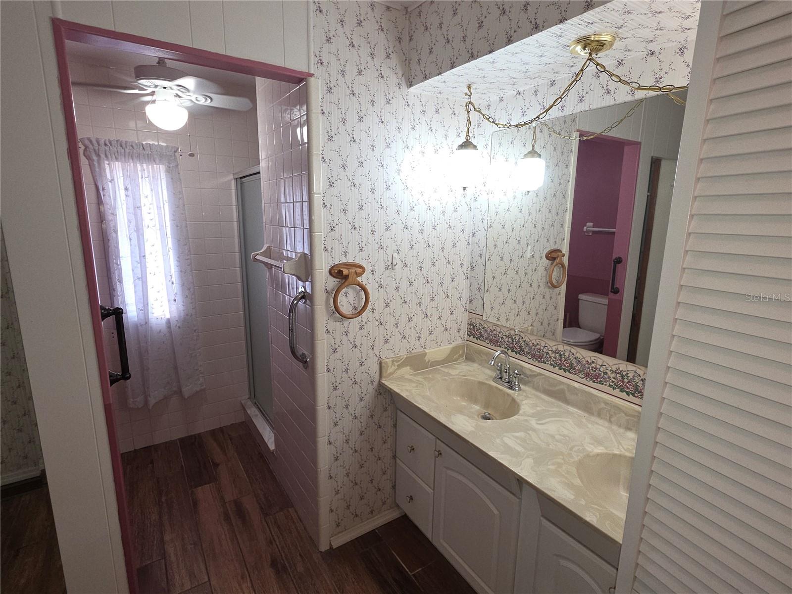 Image 10 of 21 For 8071 Highpoint Boulevard