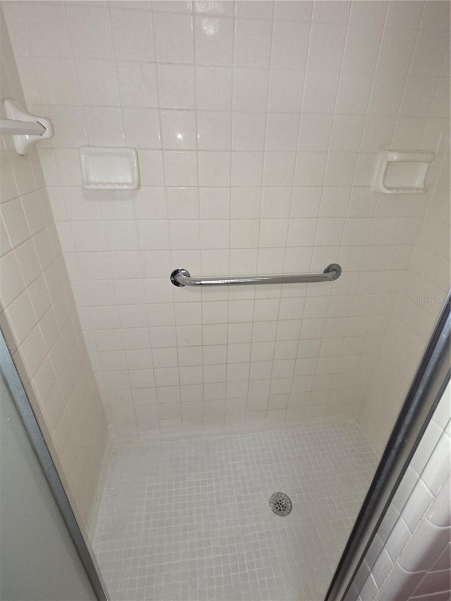 Image 11 of 21 For 8071 Highpoint Boulevard