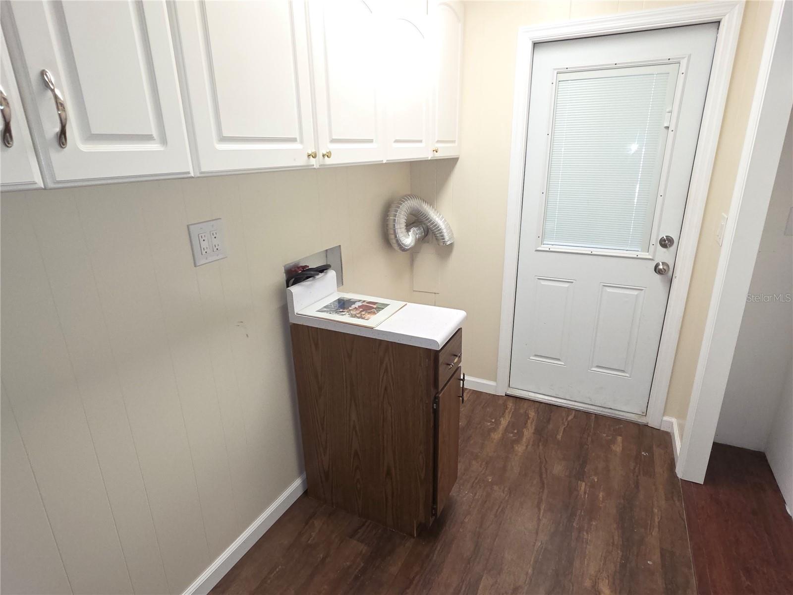 Image 21 of 21 For 8071 Highpoint Boulevard