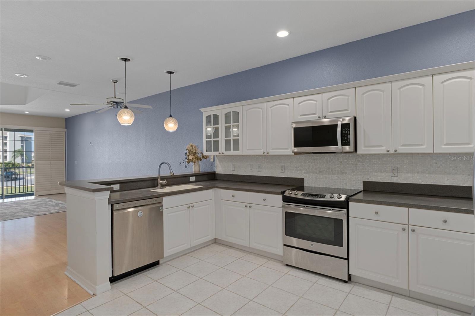 Image 19 of 65 For 8304 Aquila Street