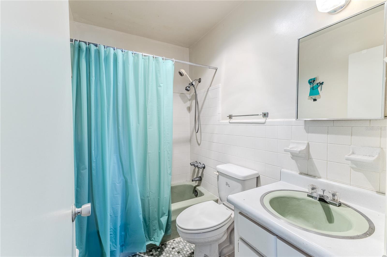 Image 19 of 35 For 6352 Spring Hill Drive