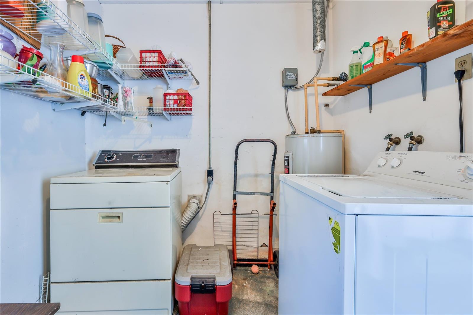 Image 25 of 35 For 6352 Spring Hill Drive