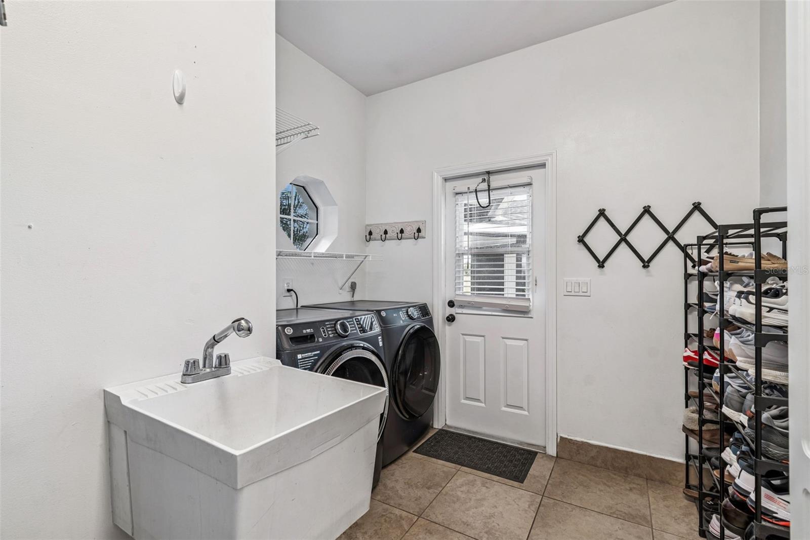 Image 24 of 100 For 14721 Scharber Road